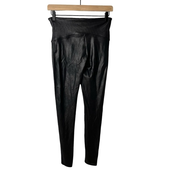 Spanx Faux Leather Leggings Black Size Large Shapewear Style 2437 - Picture 5 of 7